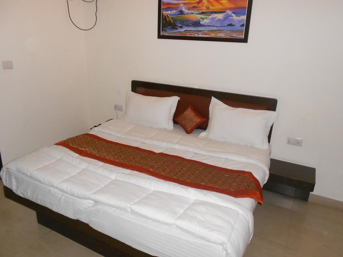 Hotel Lavanya Haridwār Zewnętrze zdjęcie